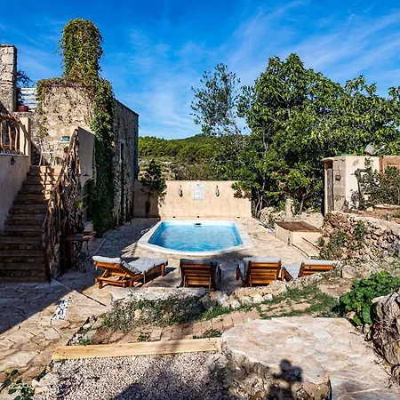 House Peace And Nature *